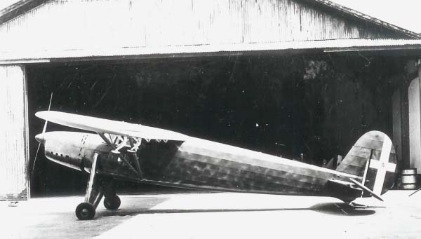 IMAM_Ro.63_reconnaissance_and_light_military_transport_aircraft_side_view.jpg